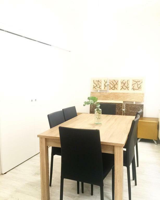 Apartamento Avenida De Portugal Logroño Esterno foto